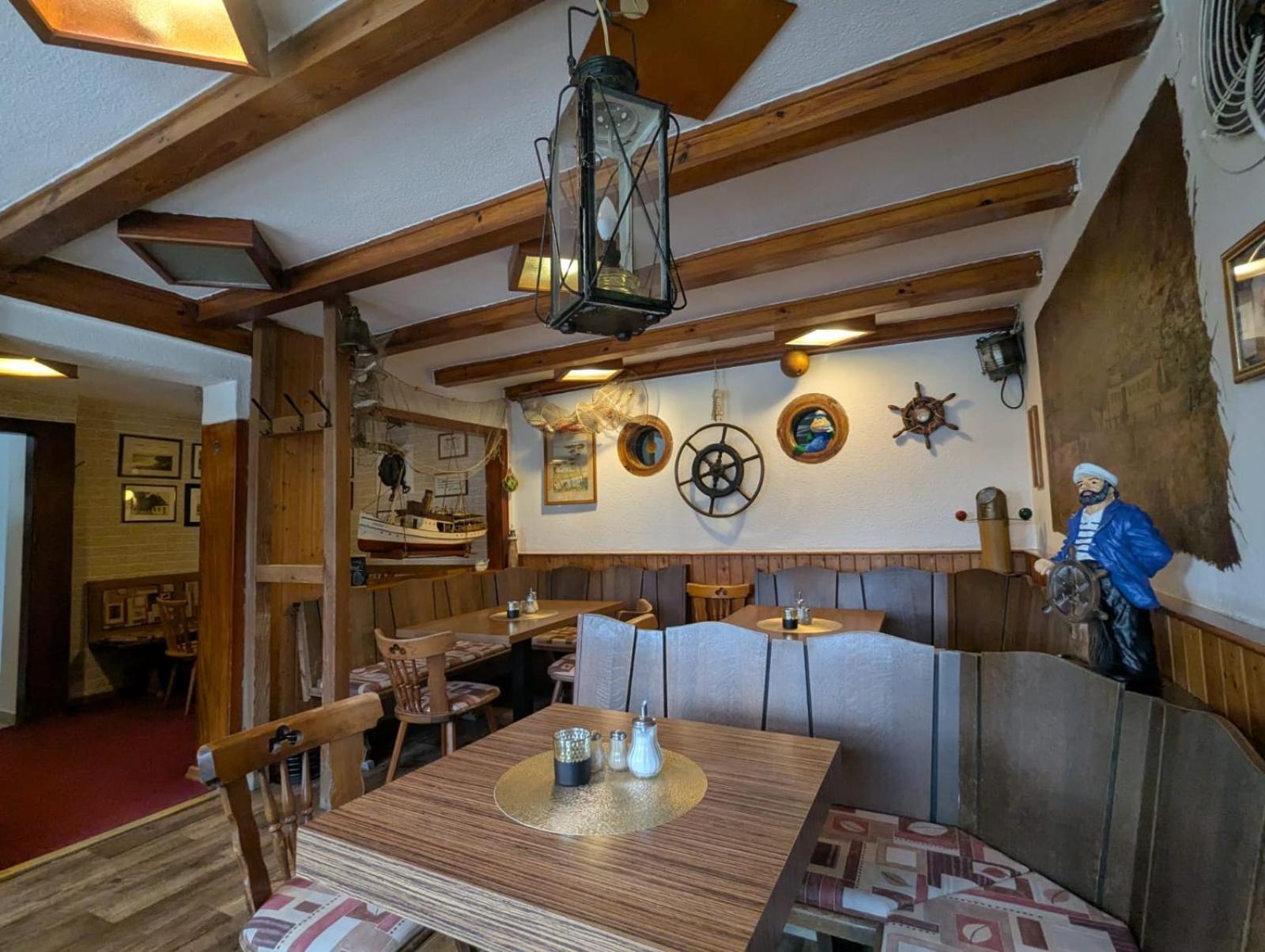 Pension & Restaurant Haus Hiddensee Клостер Екстериор снимка