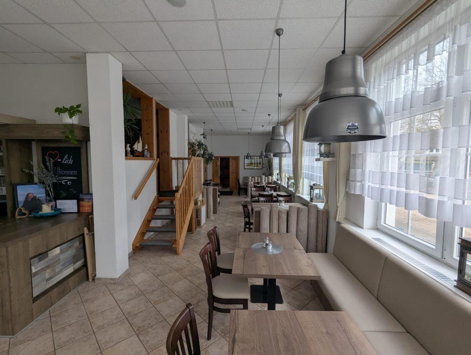 Pension & Restaurant Haus Hiddensee Клостер Екстериор снимка