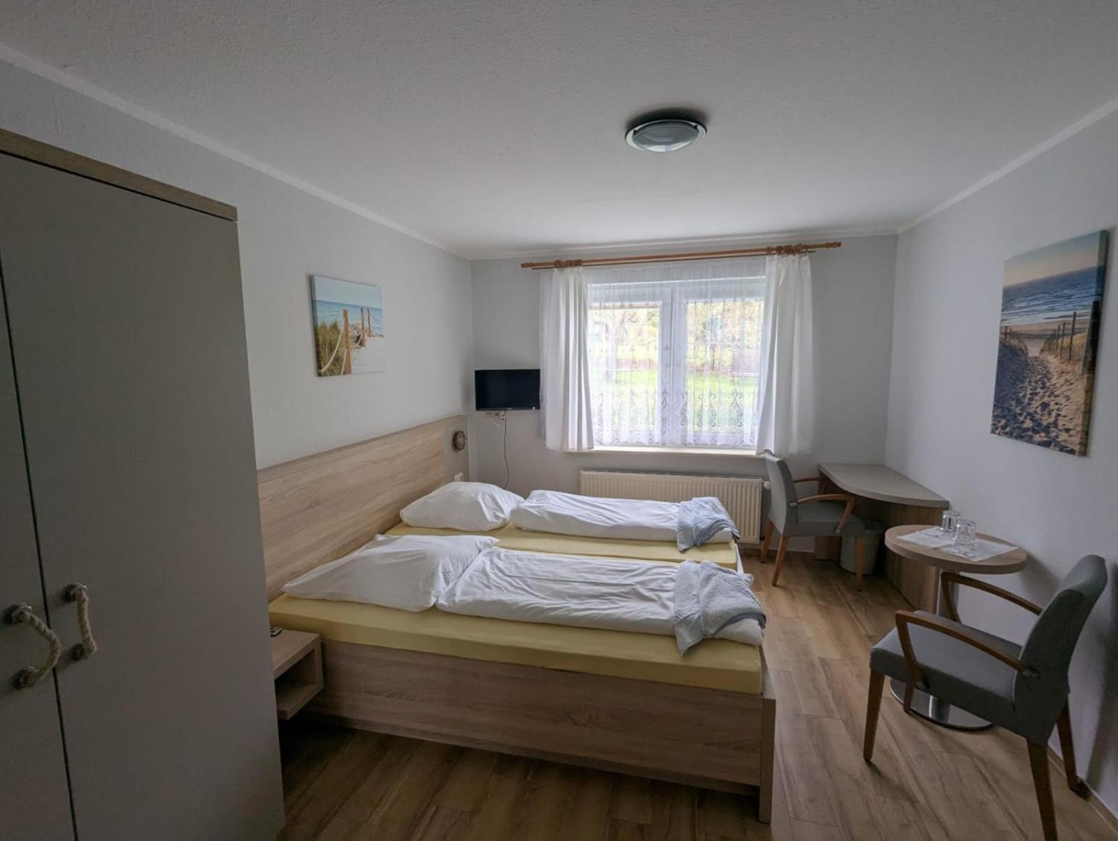 Pension & Restaurant Haus Hiddensee Клостер Екстериор снимка